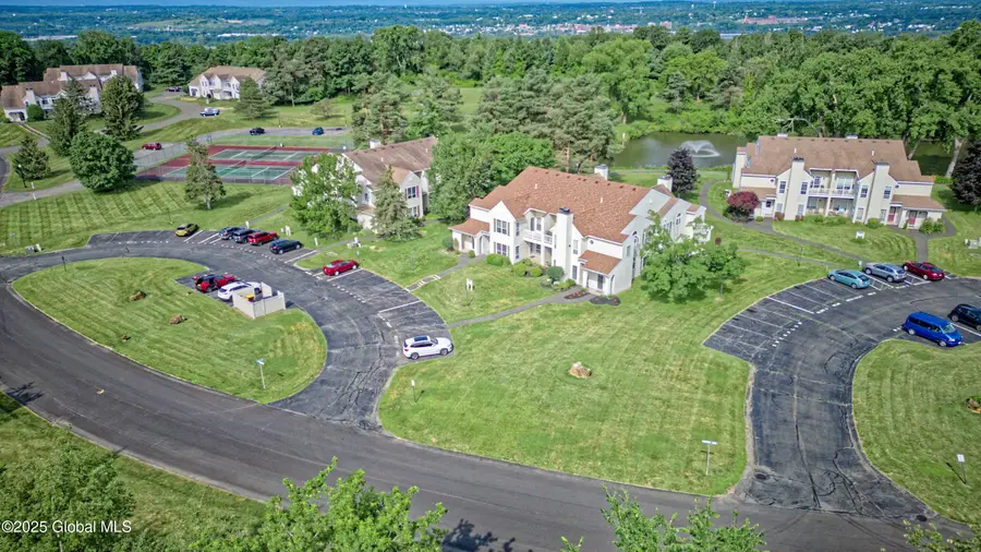 614 Apex Lane, Troy, NY 12182 - Image #3