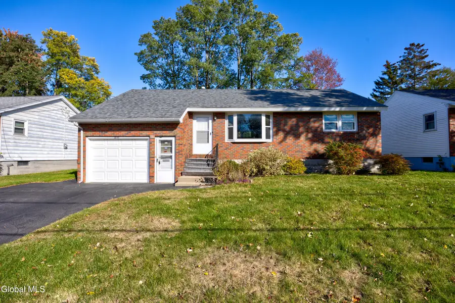 2078 Rensselaer Avenue, Rotterdam, NY 12303 - Image #2