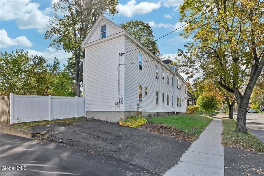 576 Providence Street, Albany, NY 12208 - Image #3