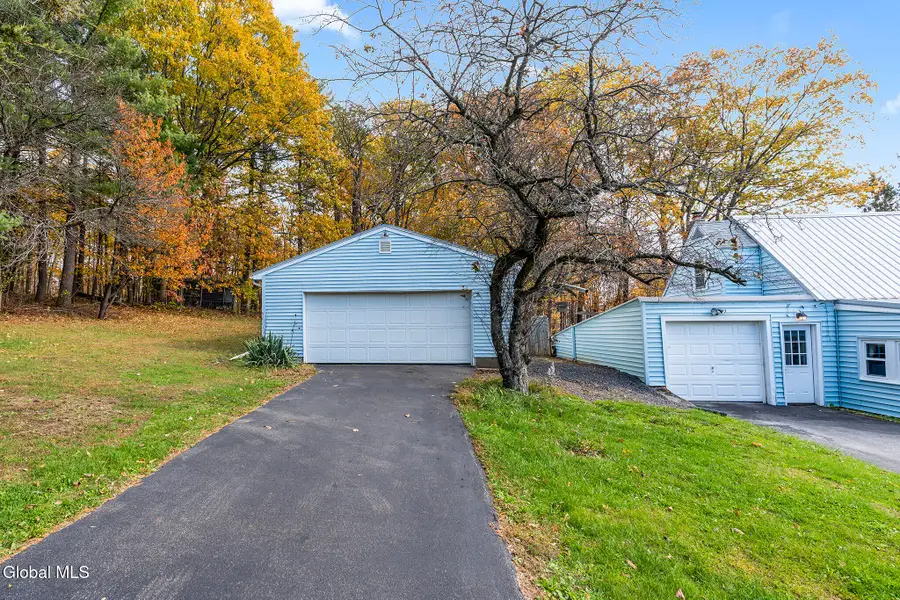 2 Verda Avenue, Clarksville, NY 12041 - Image #3