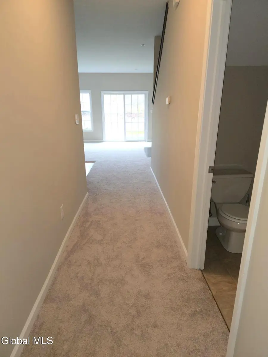 305 Worthington Terrace, North Greenbush, NY 12198 - Image #2