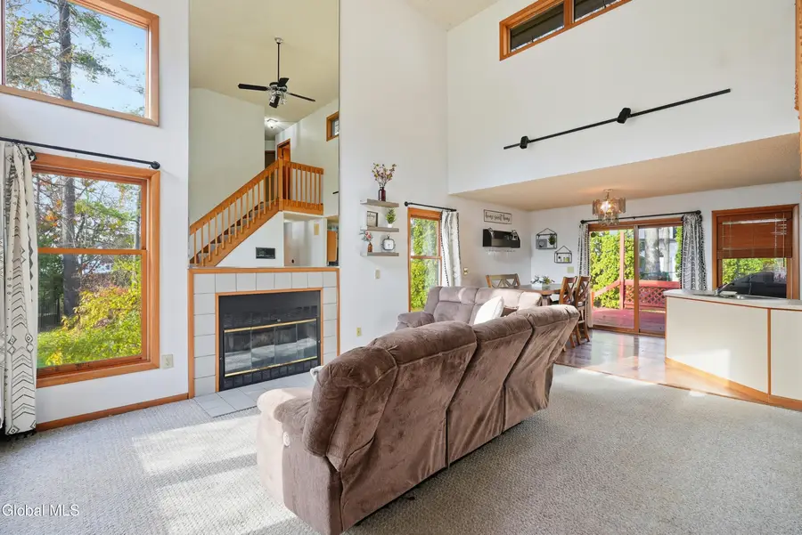 7 Lea Court, Colonie Town, NY 12309 - Image #3