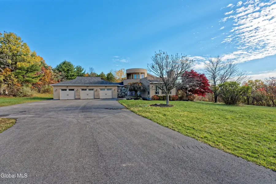 1243 Waters Road, Glenville, NY 12302 - Image #2