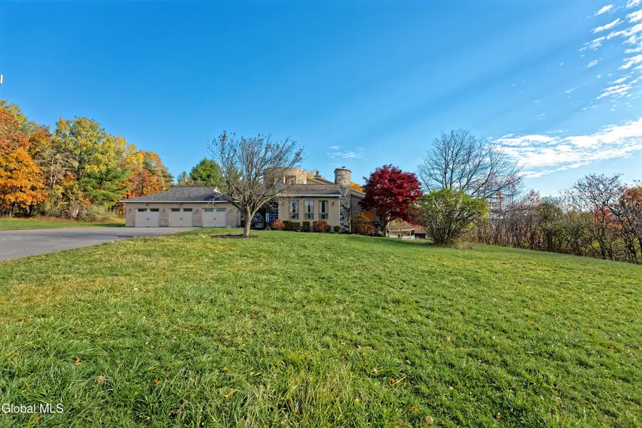 1243 Waters Road, Glenville, NY 12302 - Image #3