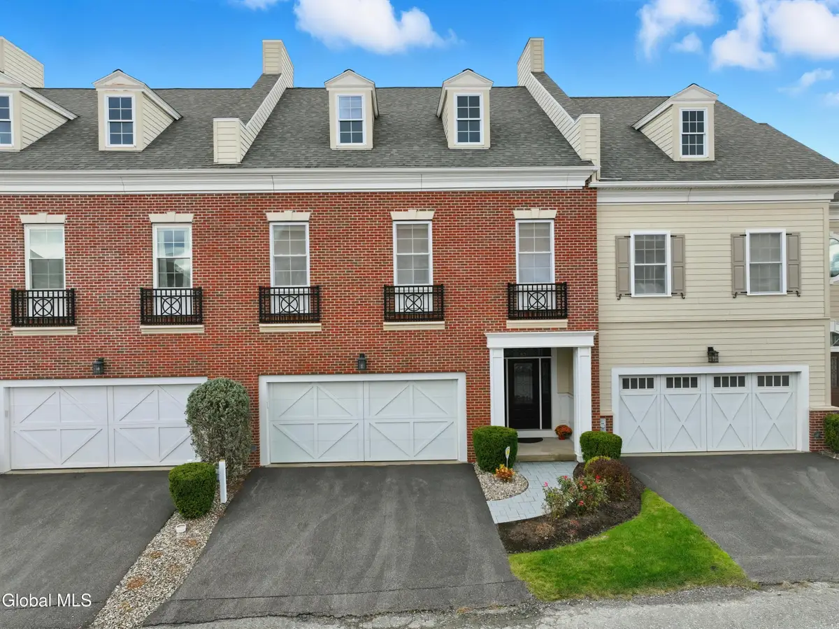 62 Cambridge Way, Latham, NY 12110 - Image #1