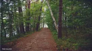 6 Garlyn Drive, Nassau, NY 12123