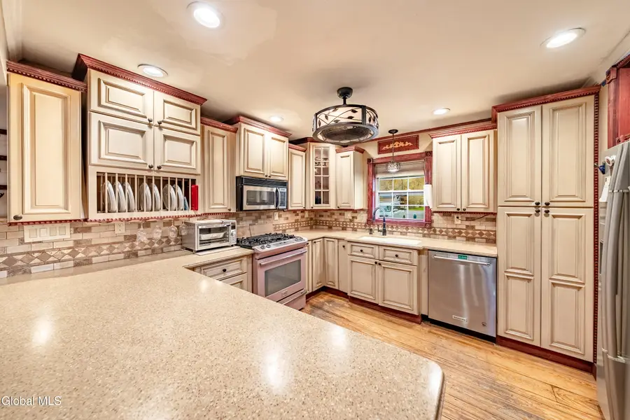 379 Ny Highway 355, Poestenkill, NY 12140 - Image #3