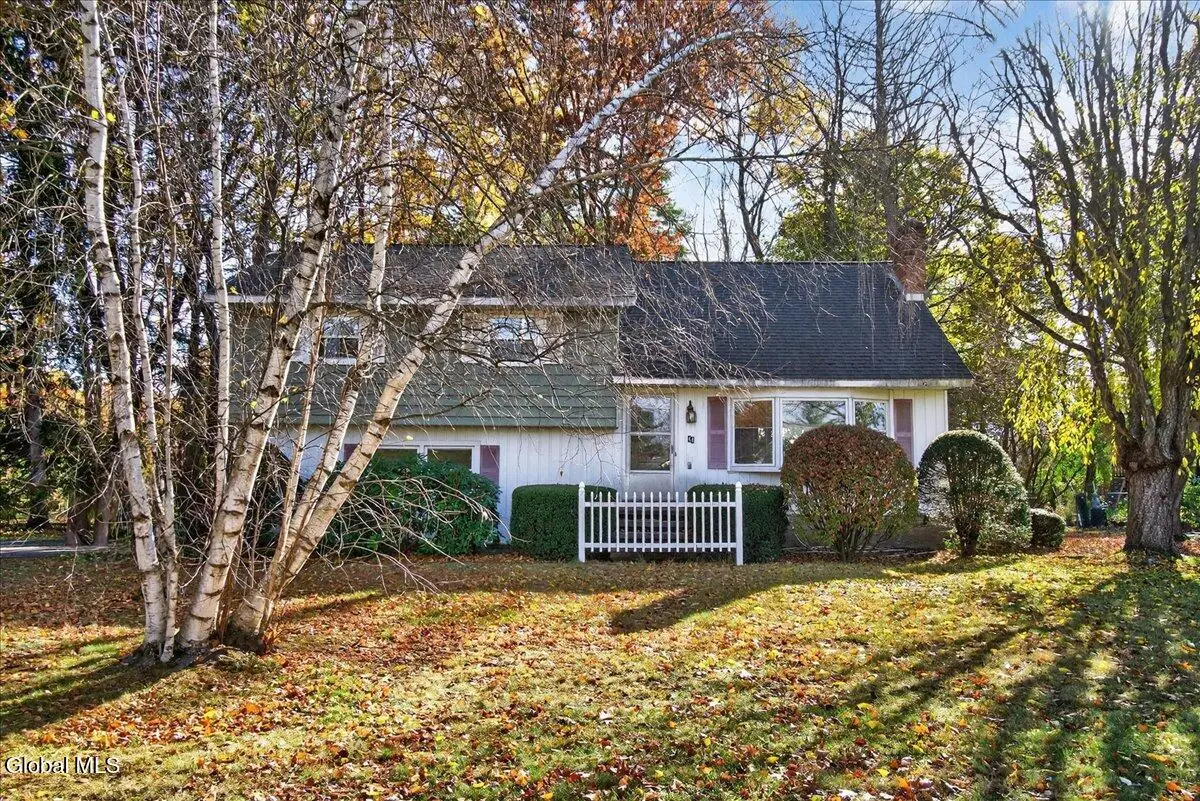 44 Damask Drive, Clifton Park, NY 12065 - Image #1