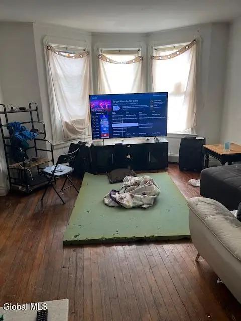 120 Degraff Street, Schenectady, NY 12304 - Image #3