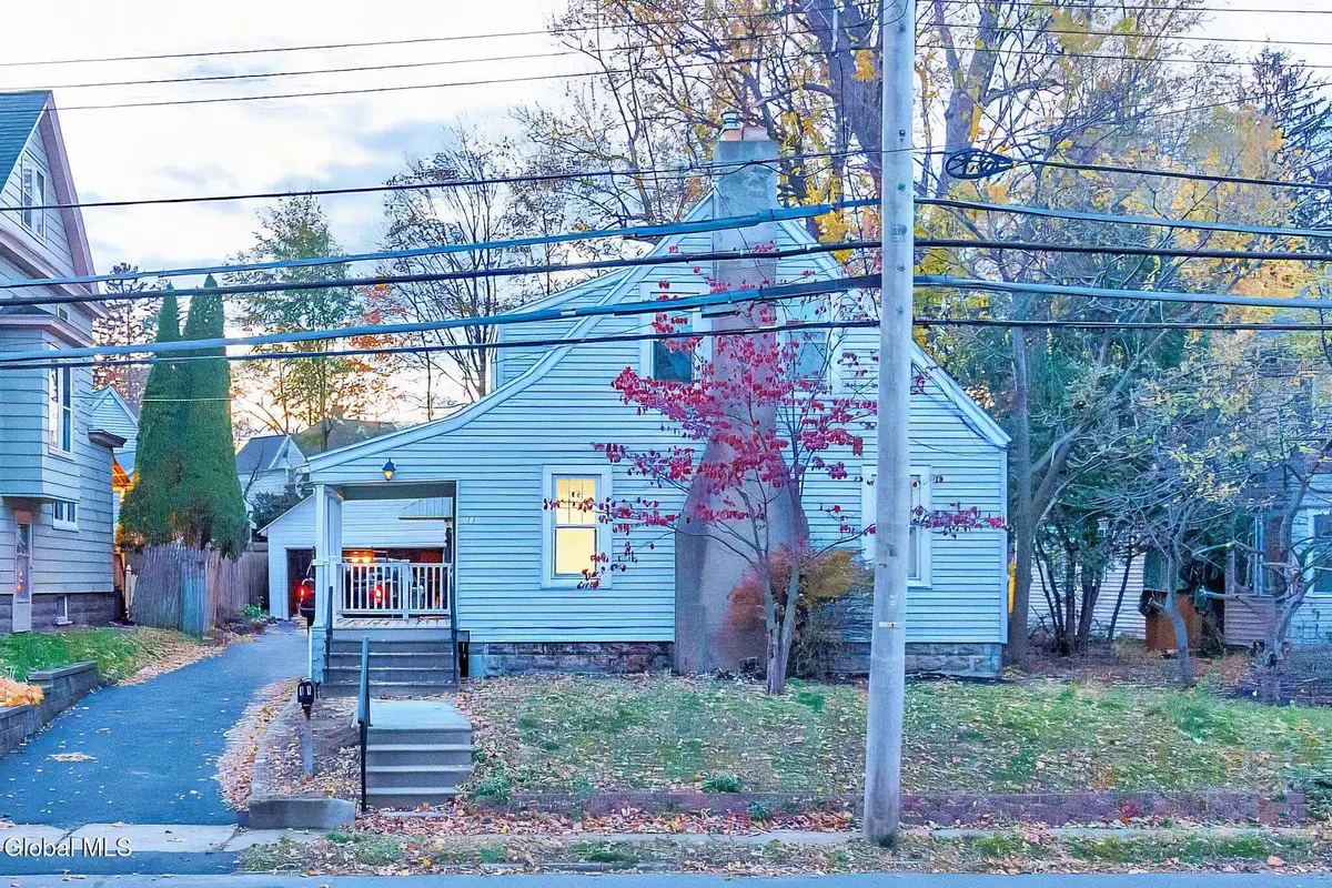 11 Vley Road, Scotia, NY 12302 - Image #1