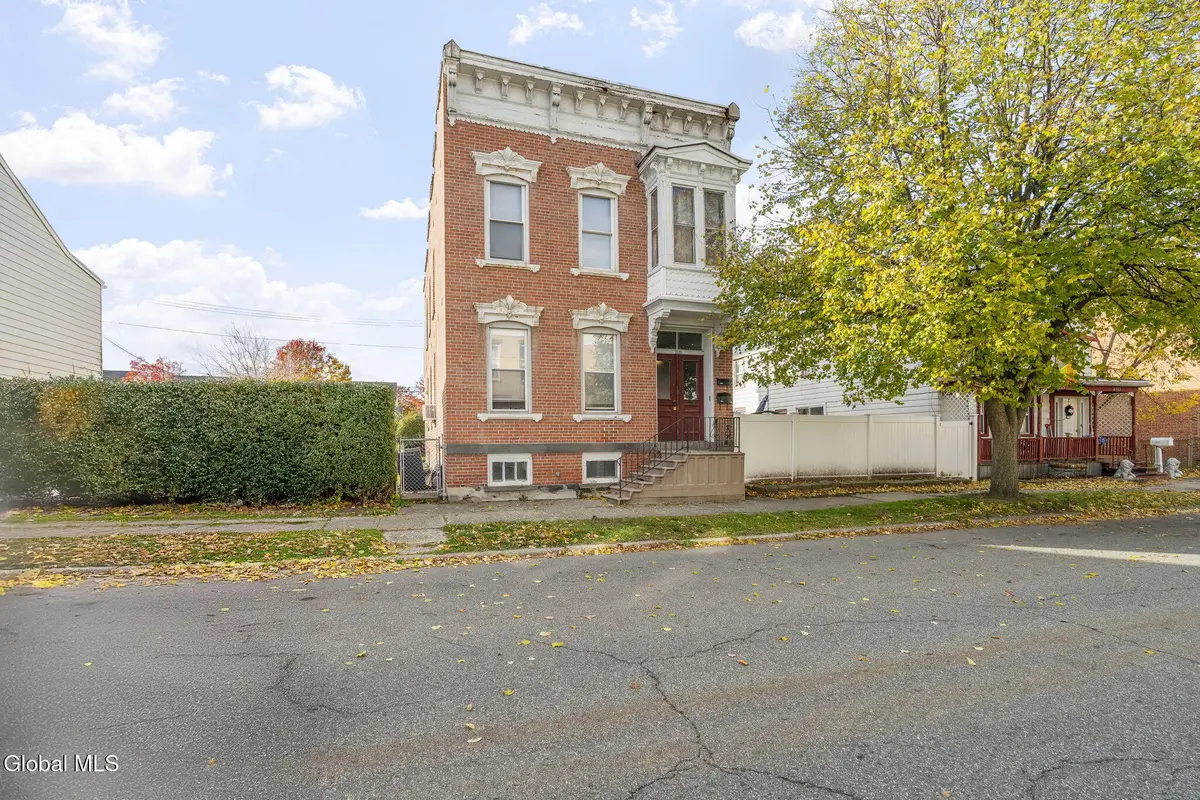 2325 4th Avenue, Watervliet, NY 12189 - Image #1
