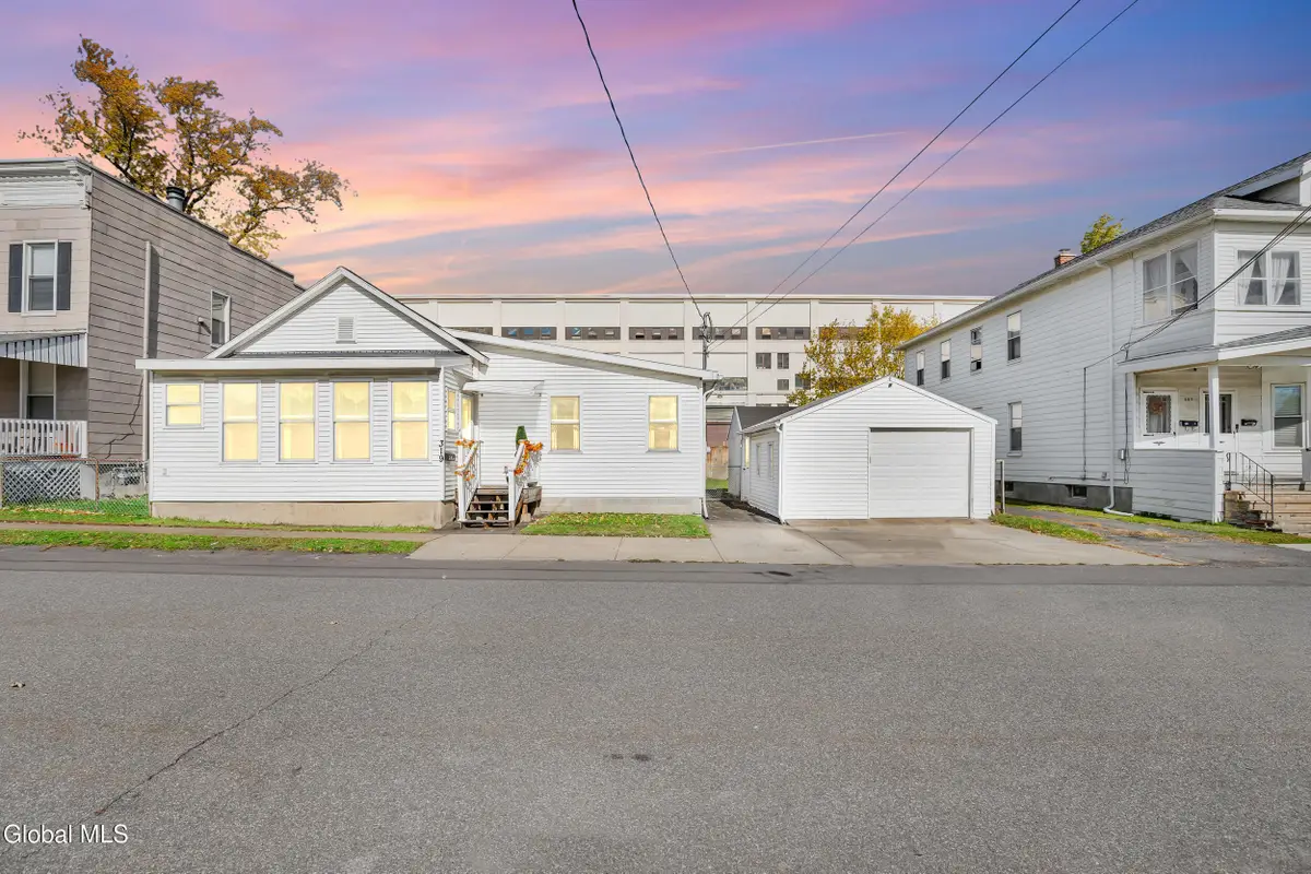 319 9th Street, Watervliet, NY 12189 - Image #1