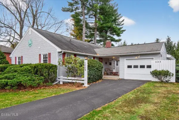 532 Wayne Place, Bethlehem, NY 12054