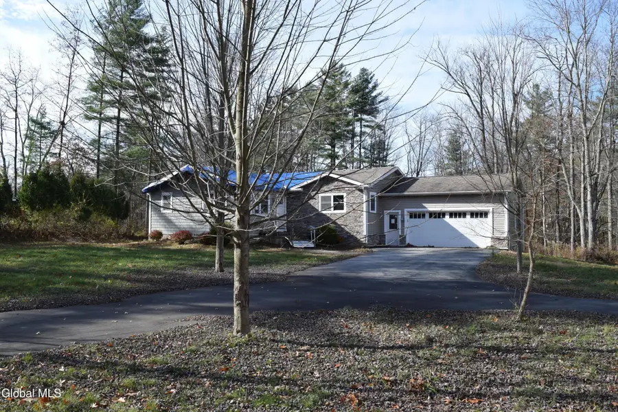 39 Ruggles Road, Saratoga Springs, NY 12866 - Image #2
