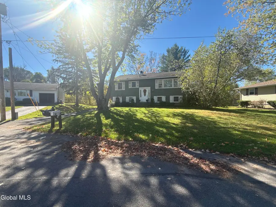 17 Dorchester Drive, Stillwater, NY 12170 - Image #2