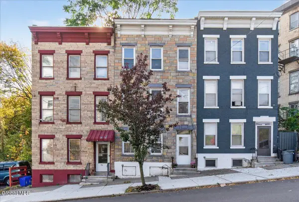 98 Livingston Avenue, Albany, NY 12207