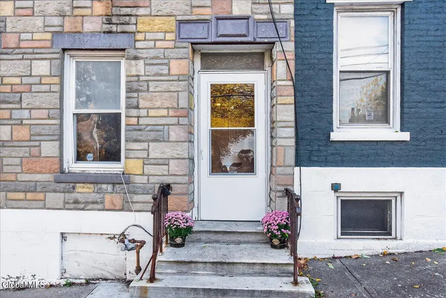 98 Livingston Avenue, Albany, NY 12207 - Image #3