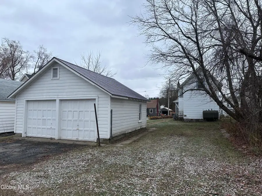 305 Oak Street, Corinth, NY 12822 - Image #3