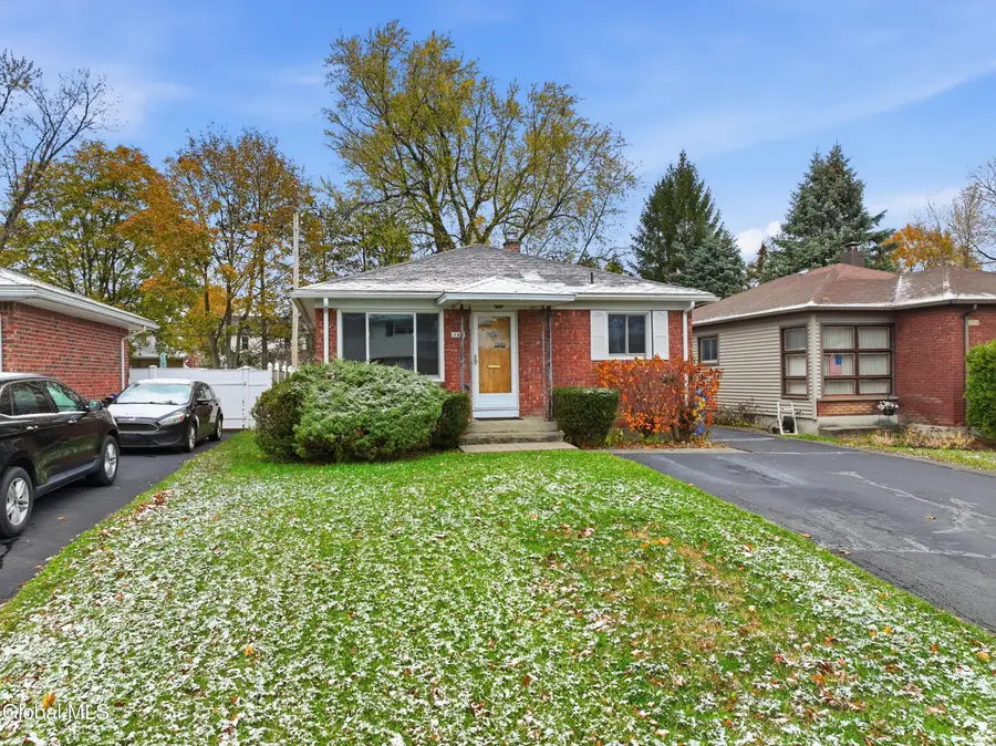 133 Ramsey Place, Albany, NY 12209 - Image #2