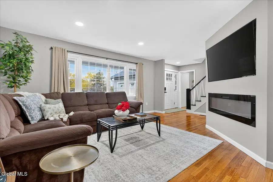 16 Nelson Avenue, Saratoga Springs, NY 12866 - Image #2