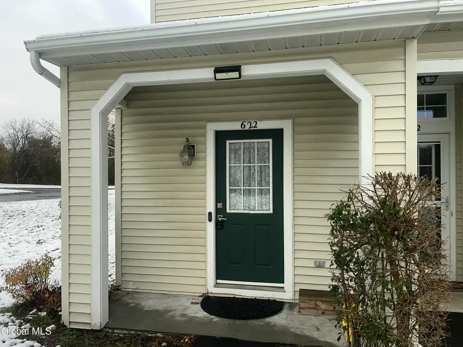 622 Apex Lane, Troy, NY 12182 - Image #2