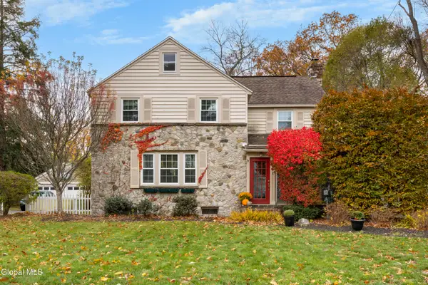 21 Roweland Avenue, Bethlehem, NY 12054