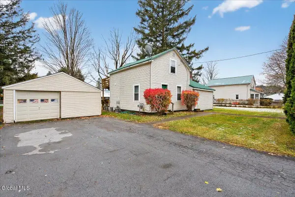 12 Congress Avenue, Saratoga Springs, Inside, NY 12866