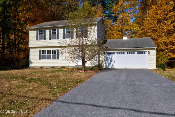 8 Pinehurst Drive, Saratoga Springs, Outside, NY 12866