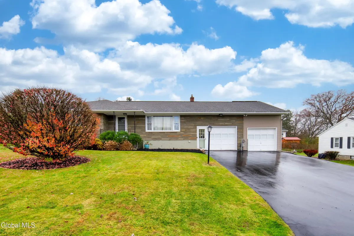 1120 Elton Avenue, Schenectady, NY 12309 - Image #1