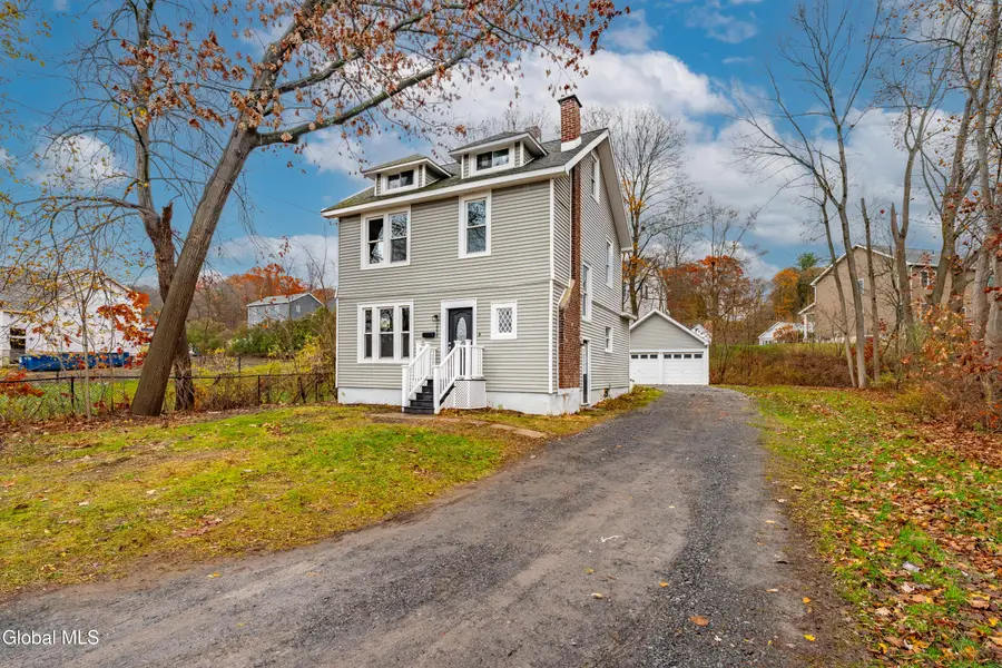 2556 Van Vraken Avenue, Schenectady, NY 12308 - Image #2