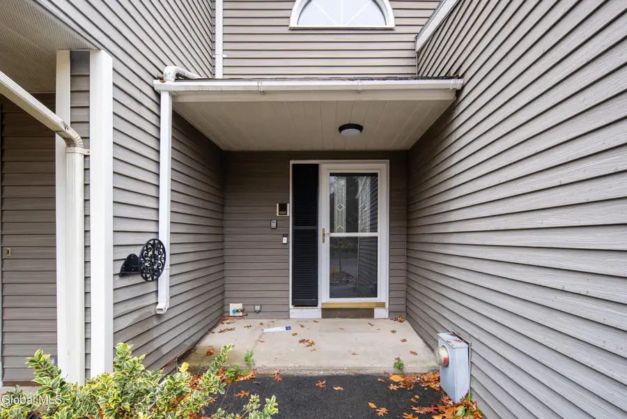 2013 Rosedale Way, Guilderland, NY 12303 - Image #2