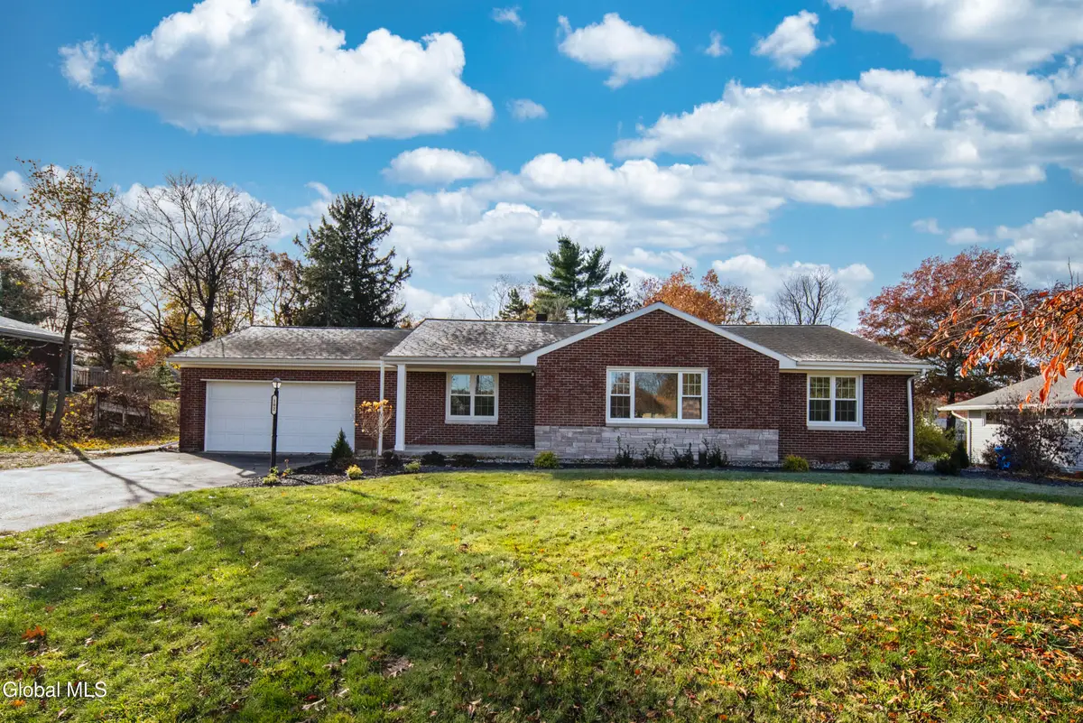 102 Teliska Avenue, Rensselaer, NY 12144 - Image #1