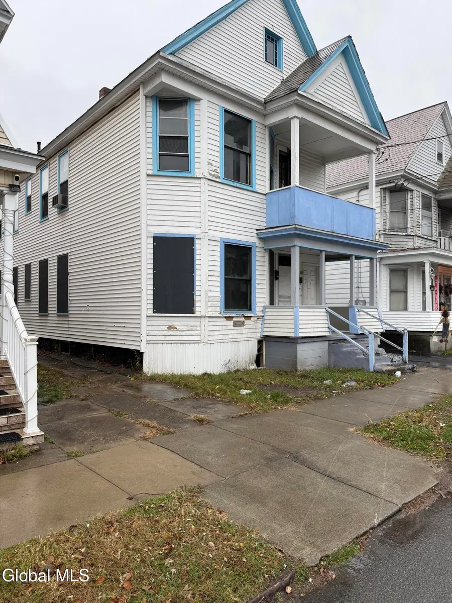 942 Emmett Street, Schenectady, NY 12307 - Image #2