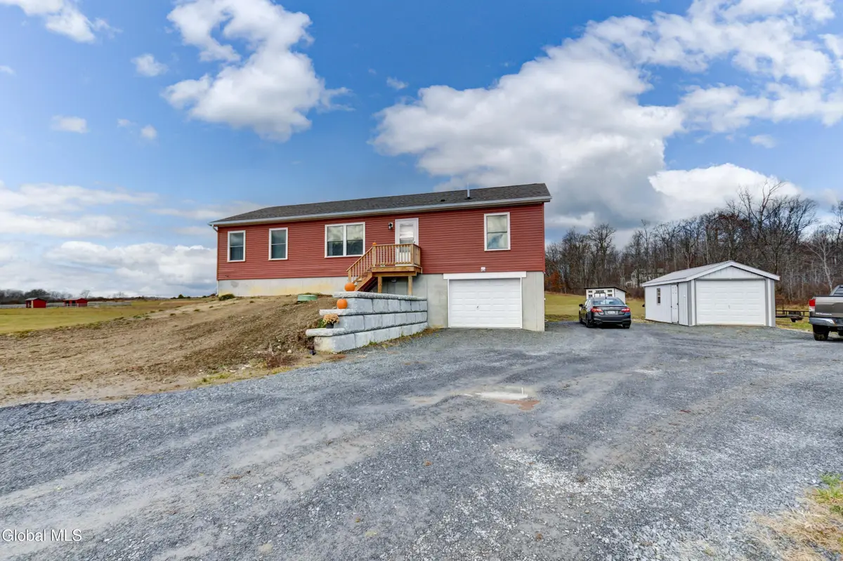 254 Log City Road, Amsterdam, NY 12010 - Image #1