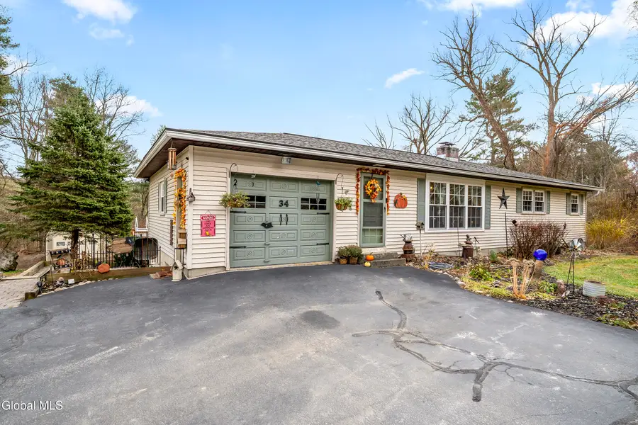 34 Ford Road, Pittstown, NY 12180 - Image #2