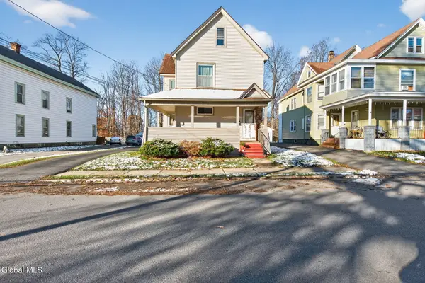 386-388 Locust Avenue, Amsterdam, NY 12010