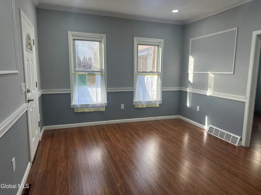 729 Cutler Street, Schenectady, NY 12303 - Image #2