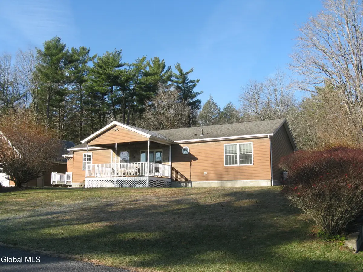 92 Rock City Road, New Scotland, NY 12054 - Image #1