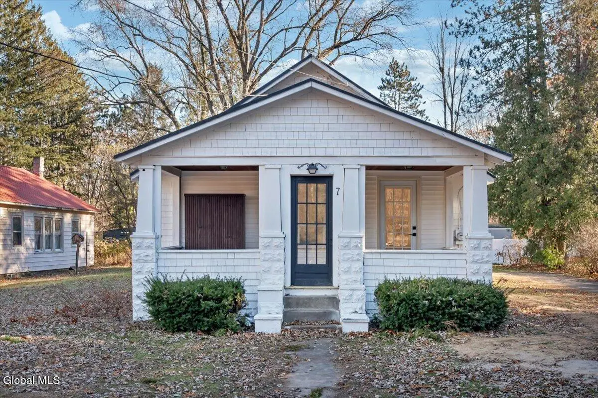 7 Trolley Bed Lane, Wilton, NY 12866 - Image #1