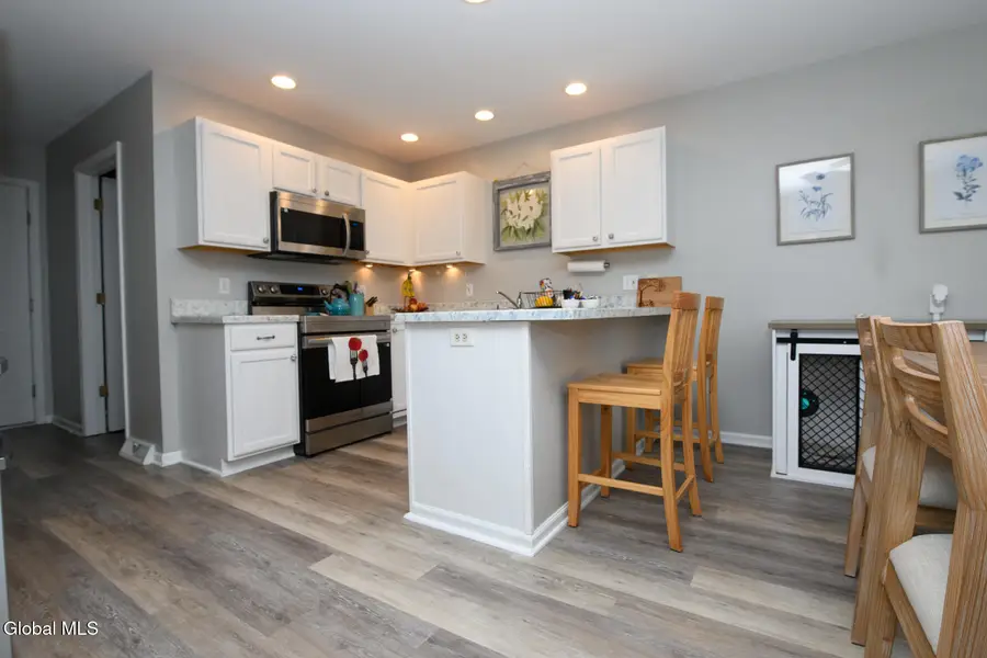 15 Erie Court, Waterford, NY 12188 - Image #3