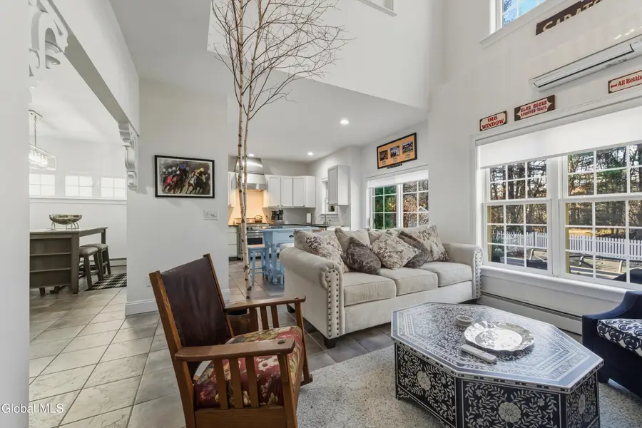 15 Thoroughbred Drive, Saratoga Springs, NY 12866 - Image #3