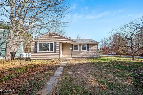 12 Bullard Avenue, Queensbury, NY 12804