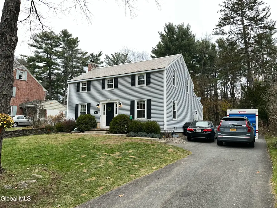 91 Fernbank Avenue, Bethlehem, NY 12054 - Image #3