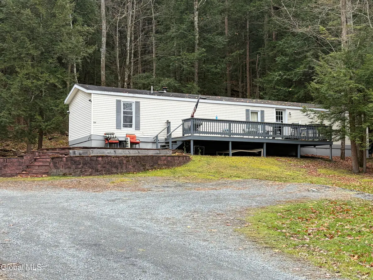 63-140 Lemayville Way, Hampton, NY 12887 - Image #1