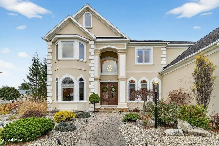 29 Alva Road, Niskayuna, NY 12309 - Image #2