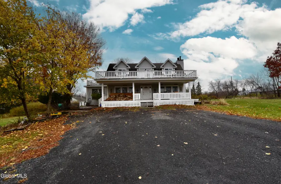 454-456 Vliet St Ext, Colonie Town, NY 12047 - Image #2