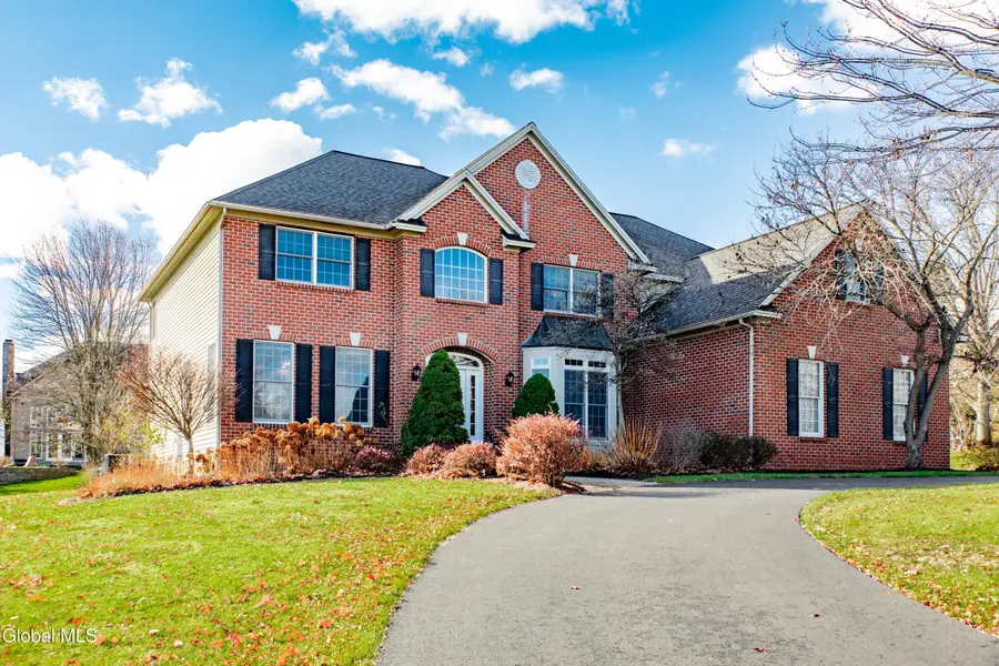 4 Hilander Drive, Colonie Town, NY 12211 - Image #2