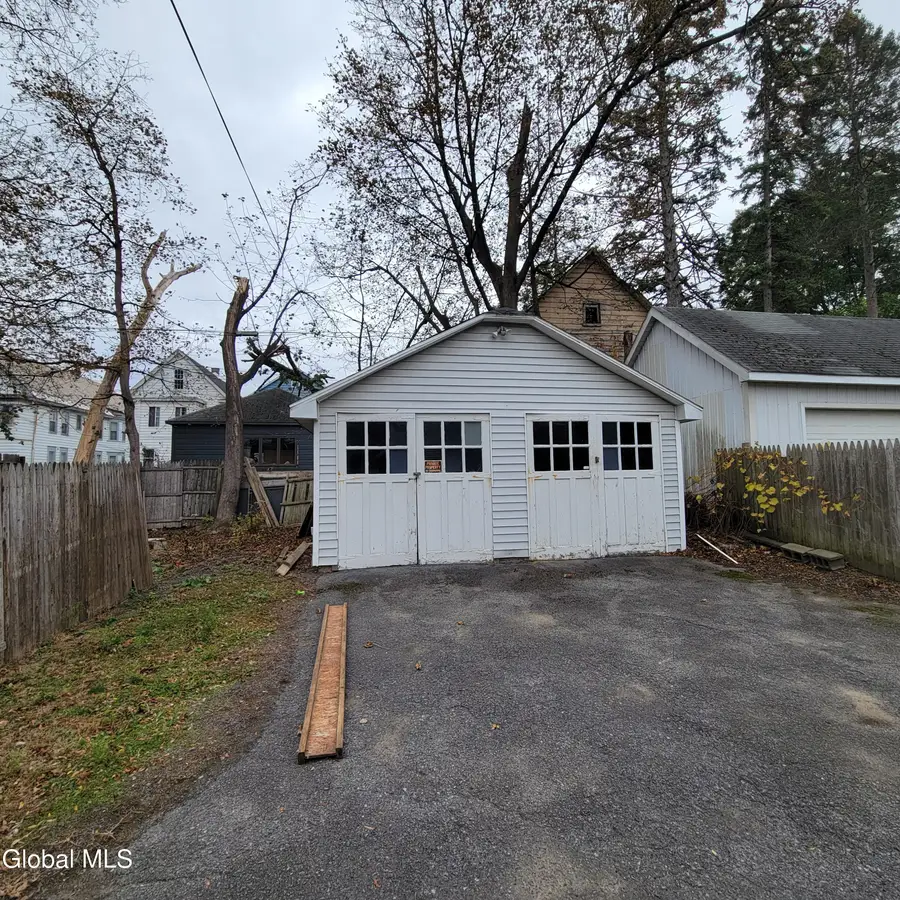 938 Park Avenue, Schenectady, NY 12308 - Image #2