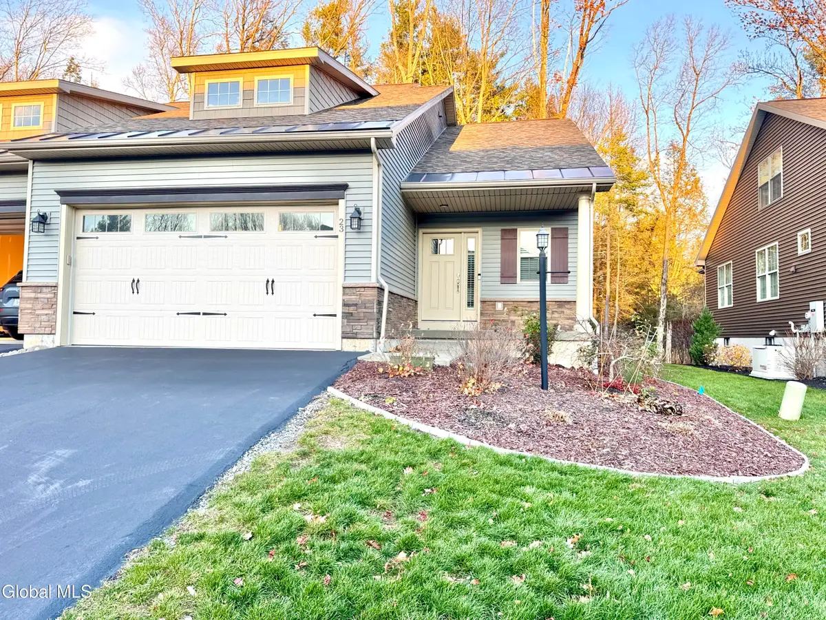 23 Canterbury Lane, Bethlehem, NY 12054 - Image #1