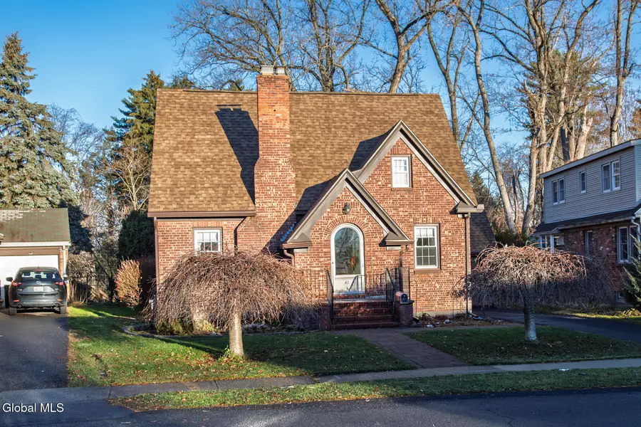 41 Crescent Drive, Albany, NY 12208 - Image #2